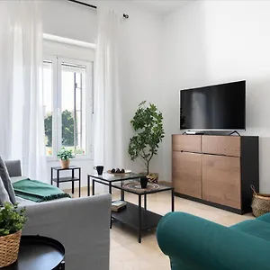 Apartamento Leones Home, Parking Y Vistas Al Rio, Sevilla